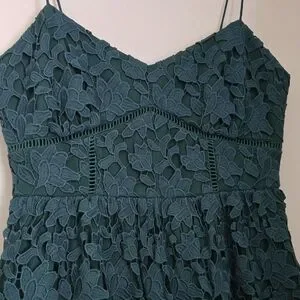 Club Monaco | Dresses | Club Monaco Green Lace Midi Dress | Poshmark